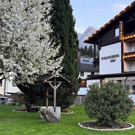 Schlossberghof 3*