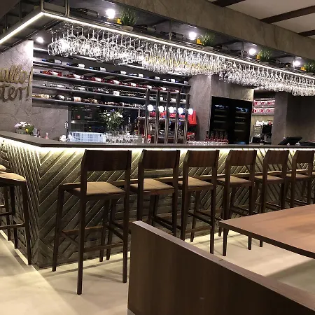 Schlossberghof Hotel 3*